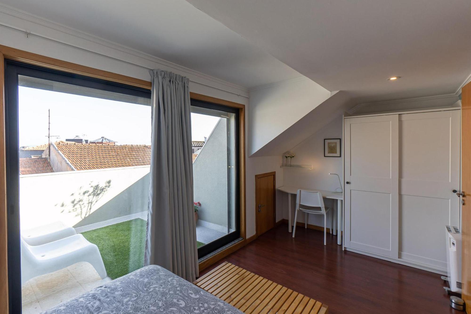 Top Floor Apartment With Sunny Balconies 포르투 외부 사진