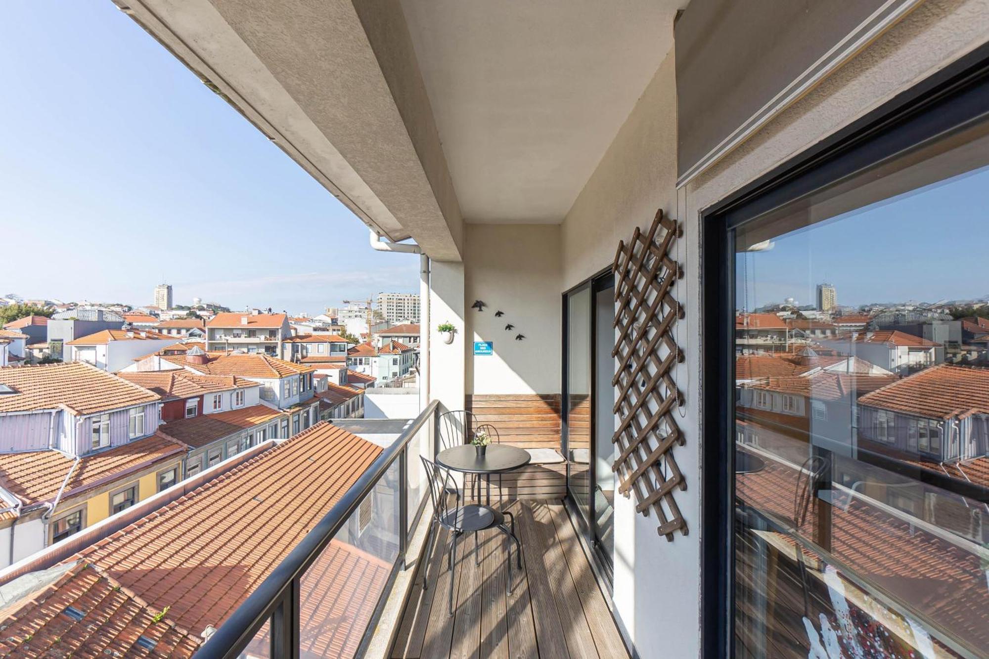 Top Floor Apartment With Sunny Balconies 포르투 외부 사진